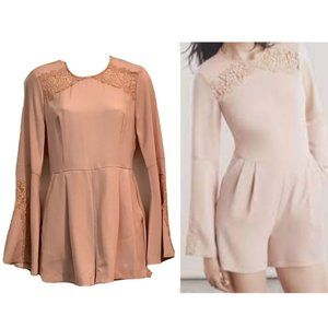 BCBGMAXAZRIA Bare Pink "Gabi" Romper Bell Sleeve Lace Accents Back Zip Pocke…
